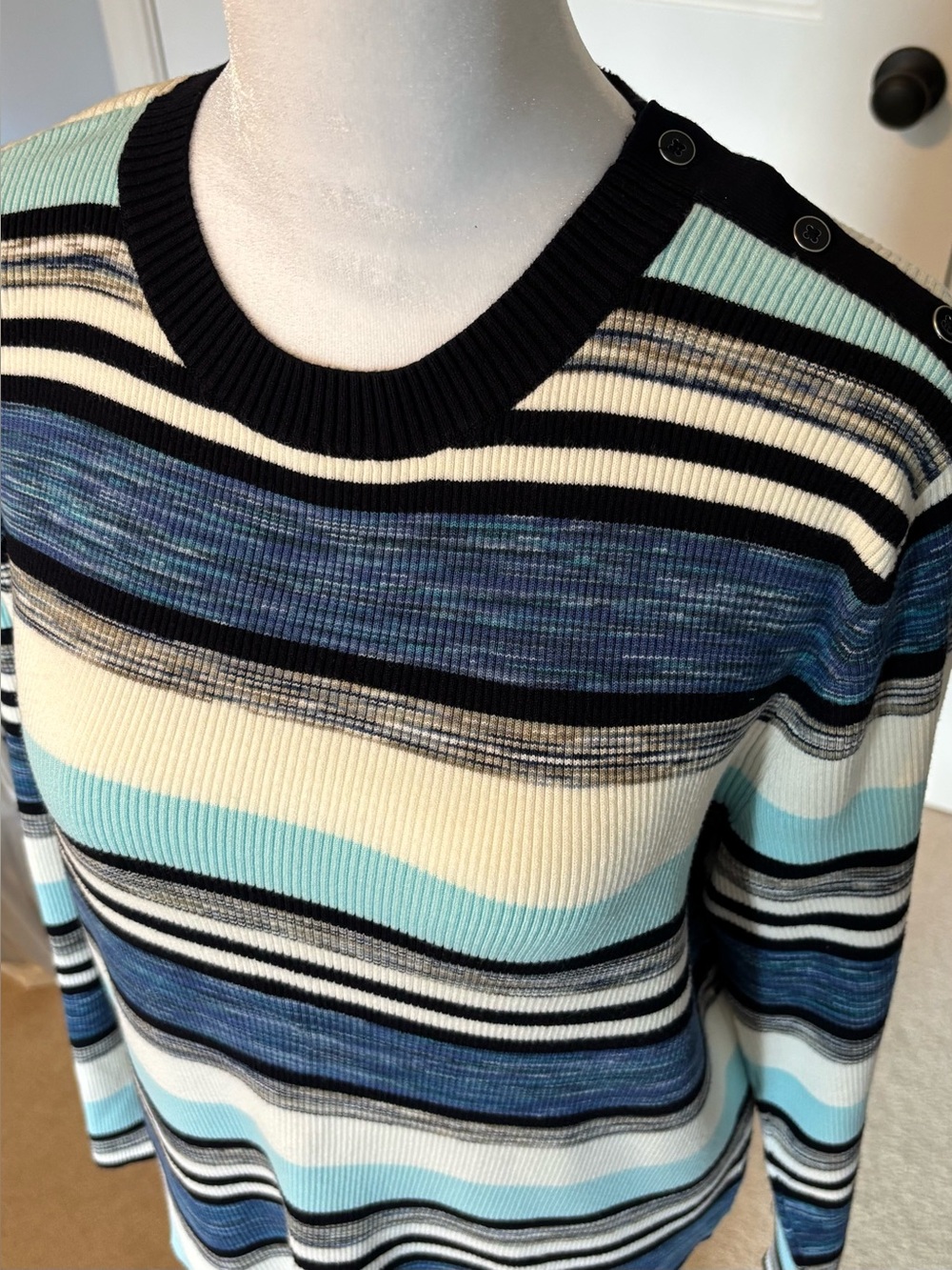 Talbot Ribbed Sweater - Picture 3 of 7
